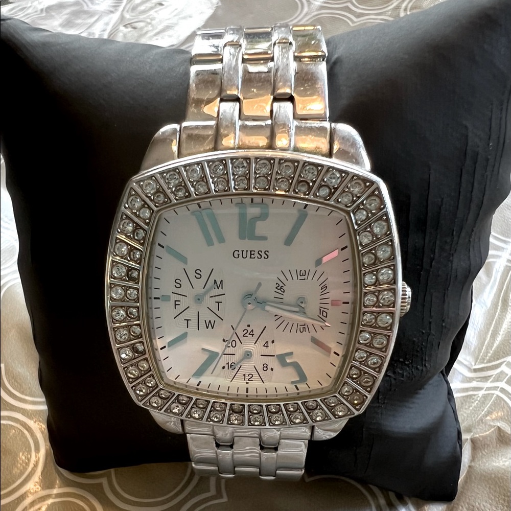 Guess Multi-Function Crystal Bracelet Ladies Watch - G10588L used